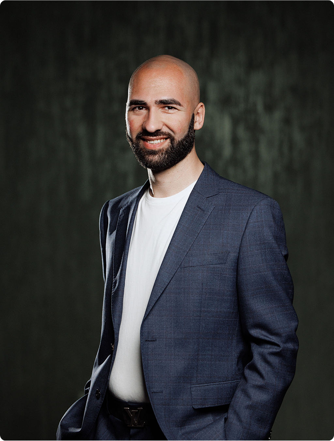 Shahen, Co-Founder of Fine Bartenders LA